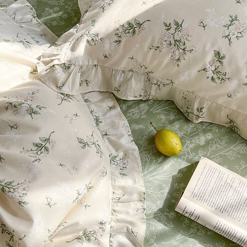 Green Garden Double-Layered Bedding Set