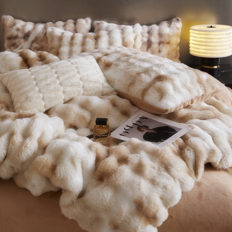 Arctic Faux Fur Bedding Set