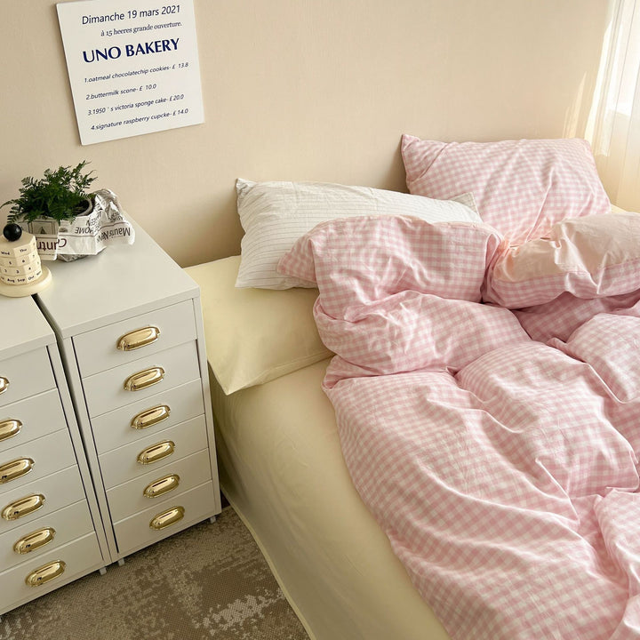 Pastel Pink Plaid Bedding Set