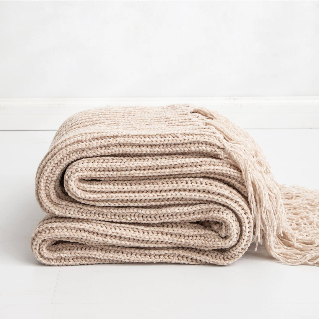 Long Tassel Knitted Throw Blanket