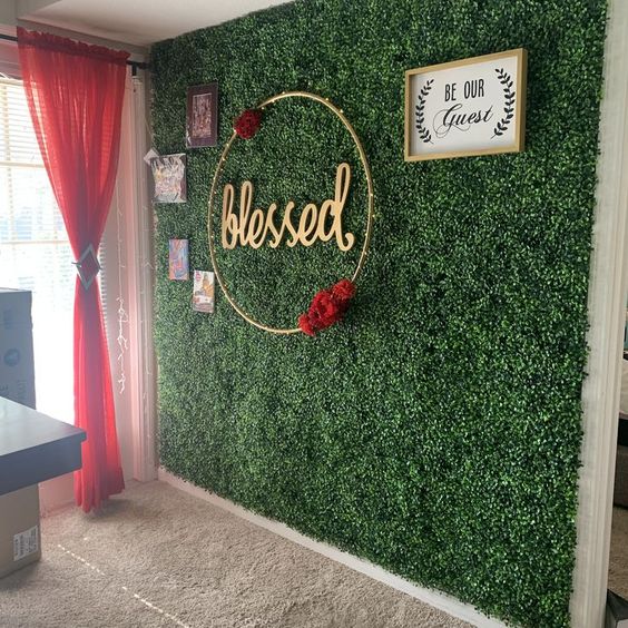 Faux Boxwood Plant Wall Decoration