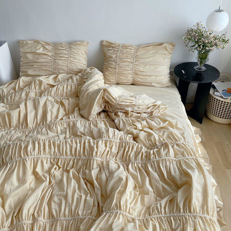 Royal Pleated Bedding Set