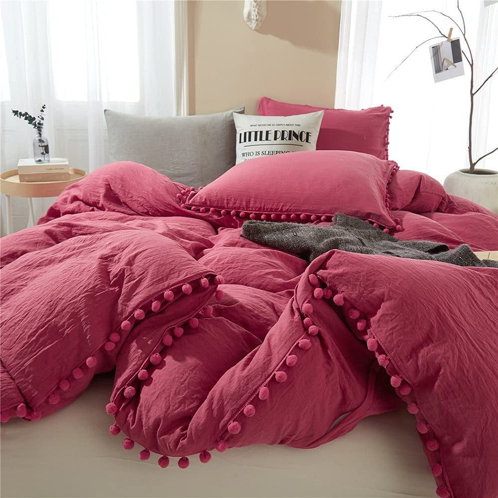 PomPom Bedding Set