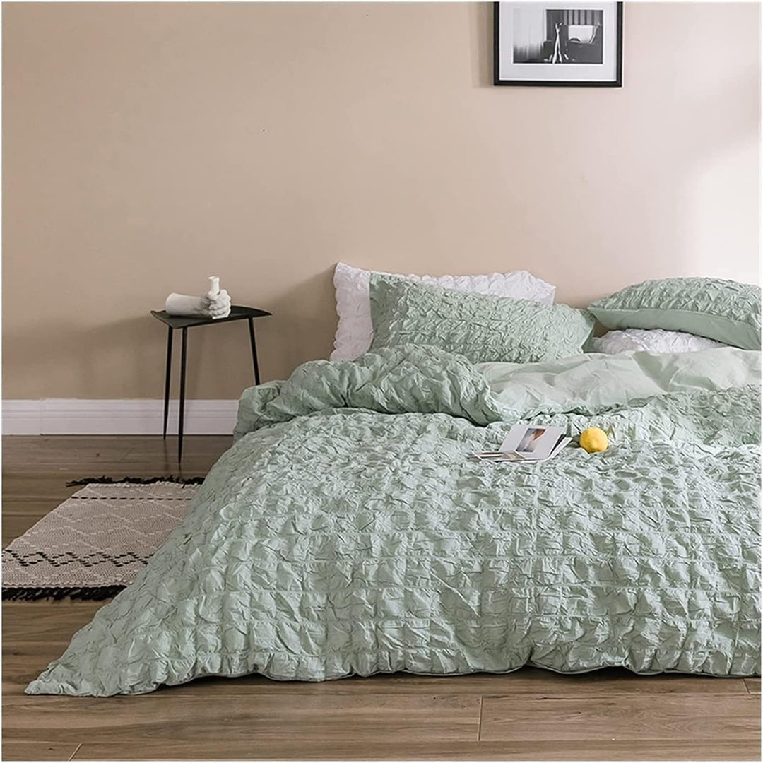 Tufted Bedding Set