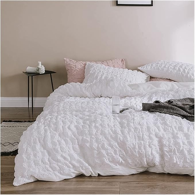 Tufted Bedding Set