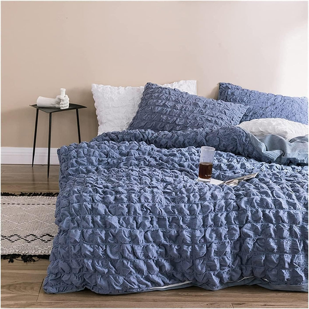 Tufted Bedding Set