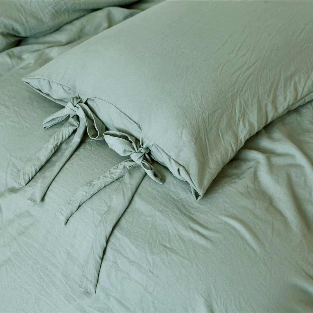 Knot So Ordinary Bedding Set