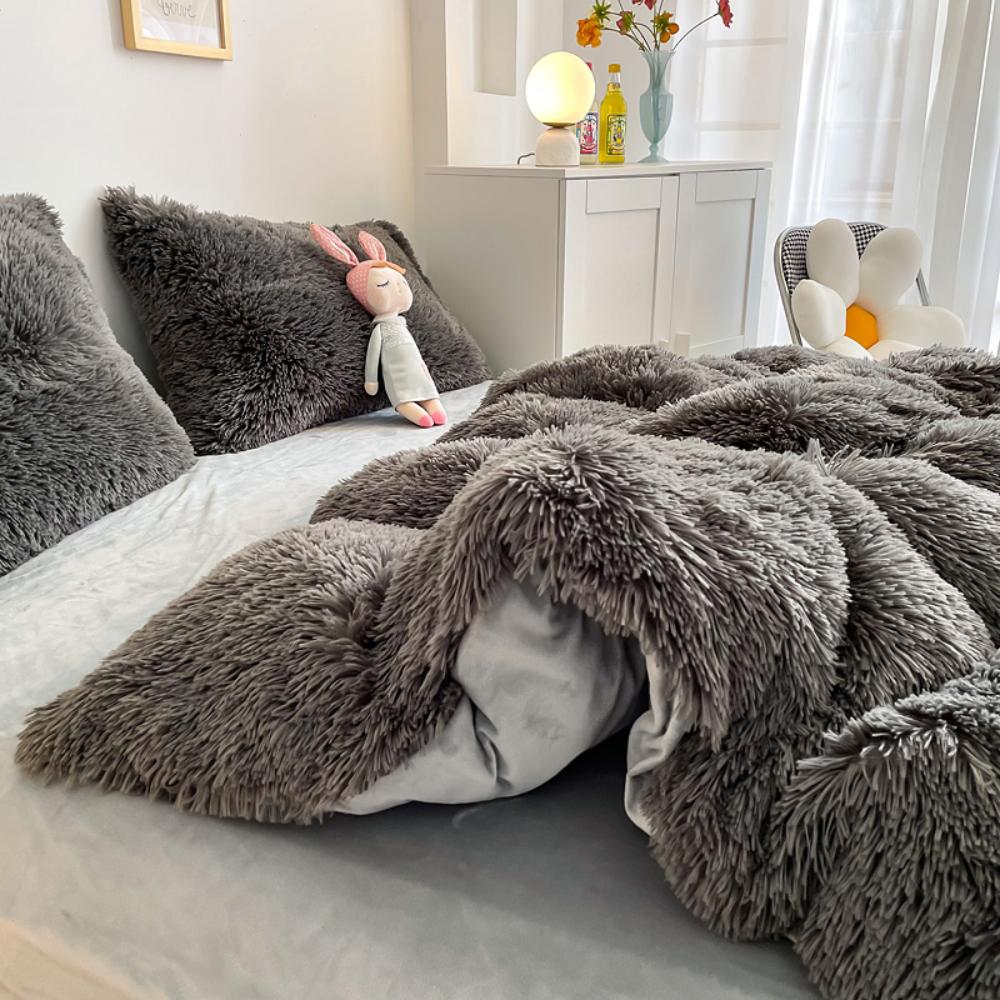 Soft & Fluffy Bedding Set