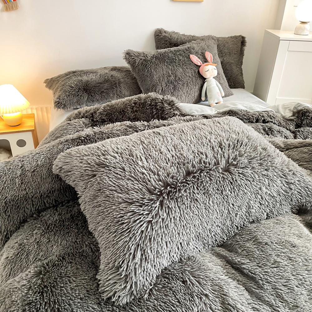 Soft & Fluffy Bedding Set