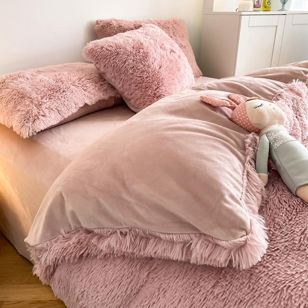 Soft & Fluffy Bedding Set