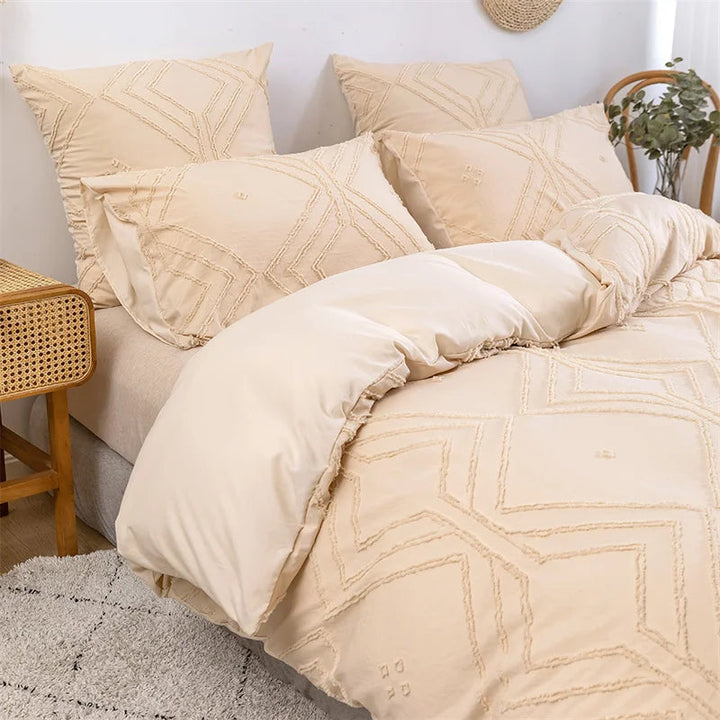 Free Spirit Tufted Bedding Set