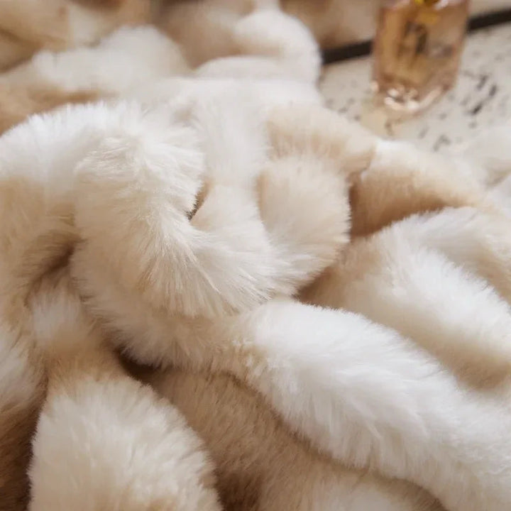 Arctic Faux Fur Bedding Set