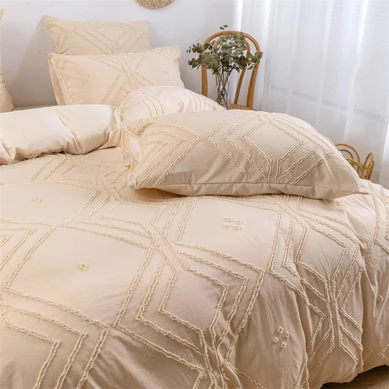 Free Spirit Tufted Bedding Set