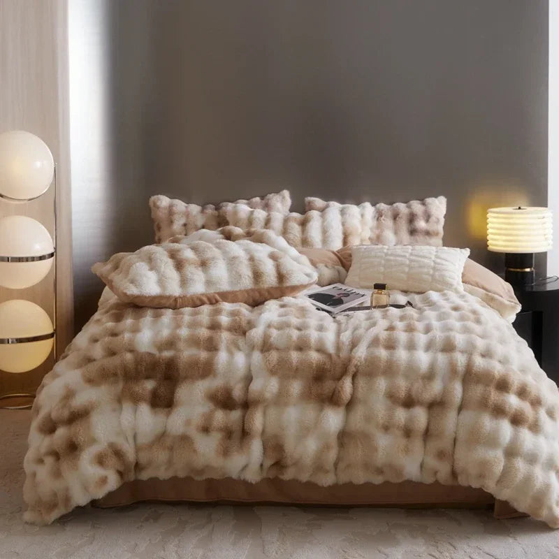 Arctic Faux Fur Bedding Set