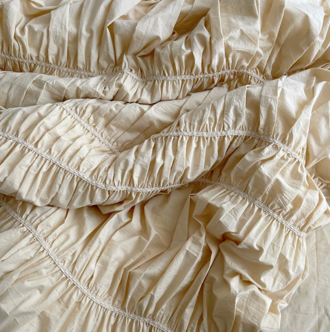 Royal Pleated Bedding Set