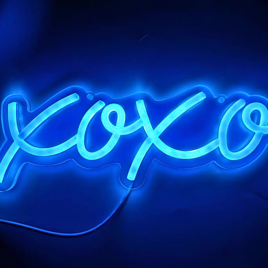 XOXO Neon Light (4 Color Options)