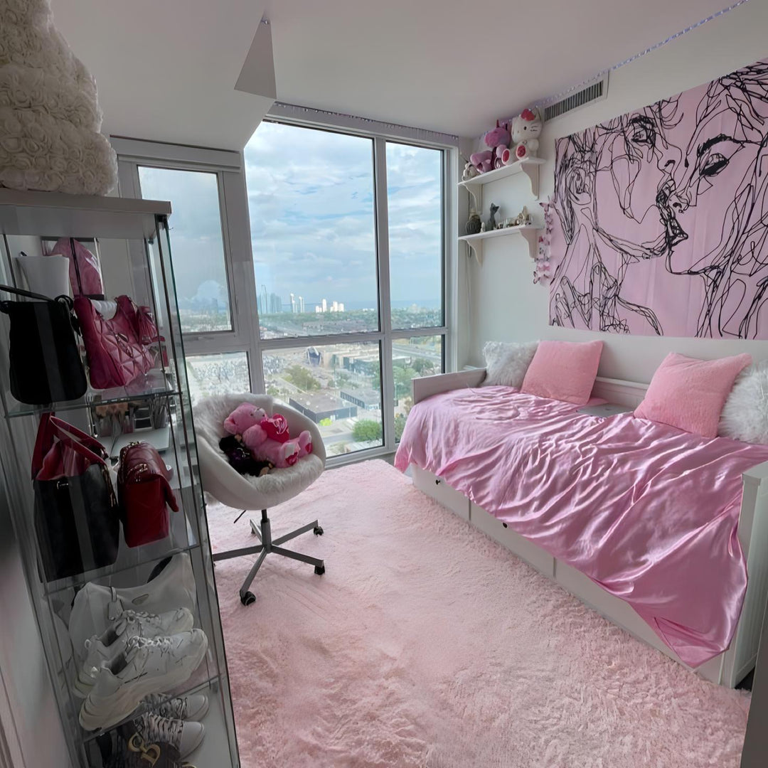 VibeCore Lovers Kiss Tapestry In apartment Bedroom