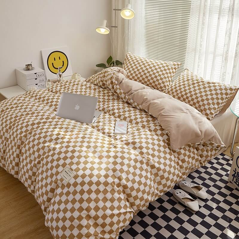 Mini Checkered Bedding Set