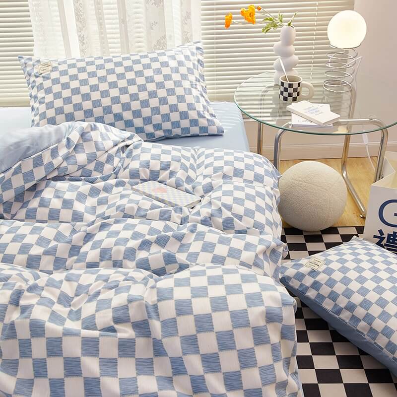 Mini Checkered Bedding Set