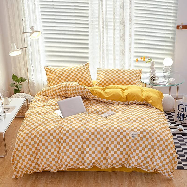 Mini Checkered Bedding Set