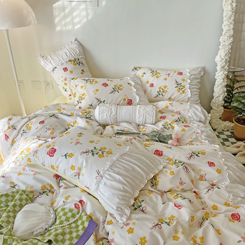 Floral Coquette Bedding Set