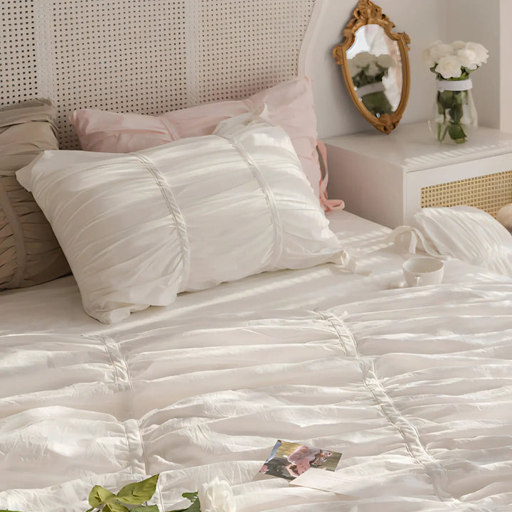 White Timeless Elegance Pleated Bedding Set