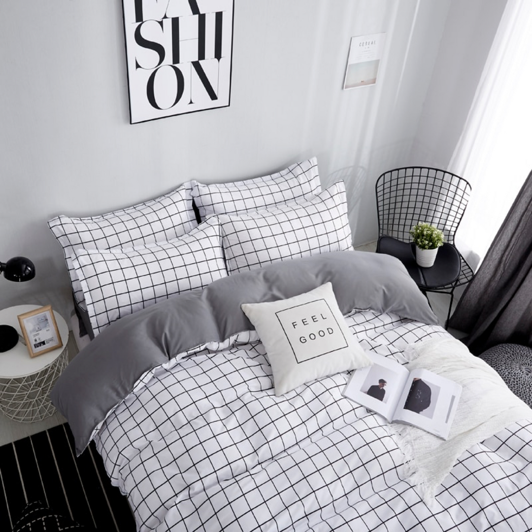 Black And White Grid Bedding Set